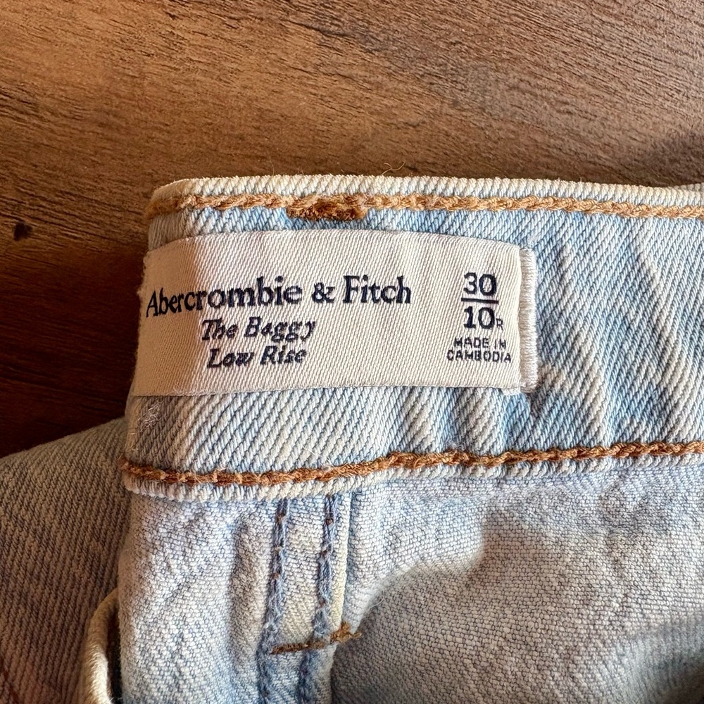 Abercrombie & Fitch Light Wash Low Rise Jeans